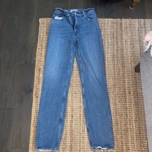 Abercrombie & fitch the ‘90s straight ultra high rise jean
